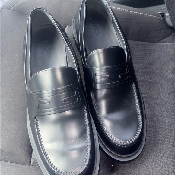 FENDI Other - FENDI Frame Leather Loafer Size 12